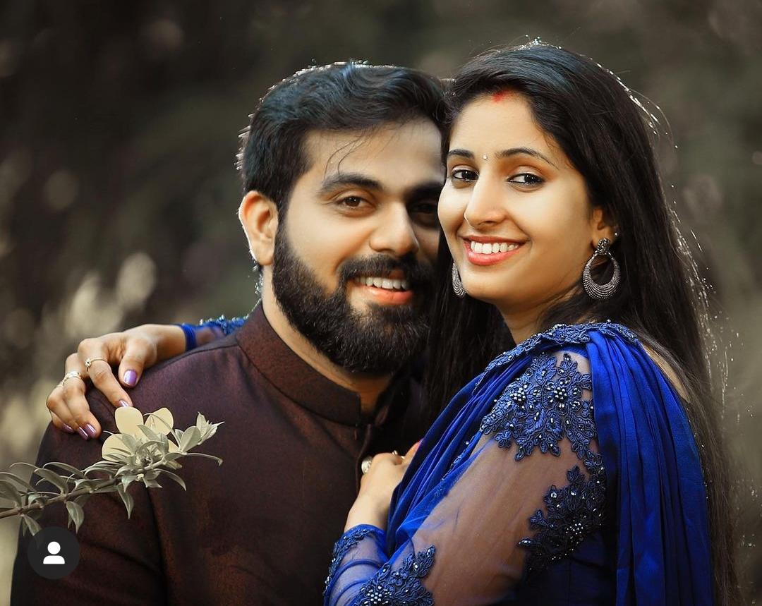 CAMERON STUDIO MEENANGADI